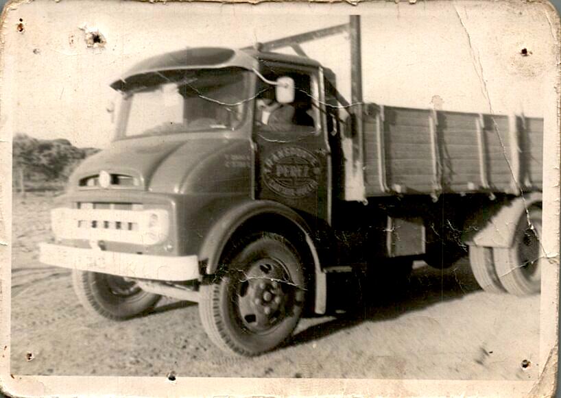 camion-antiguo-hnos-gomez