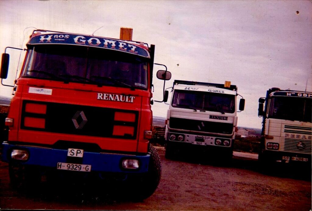 hnos-gomez-camiones-antiguos